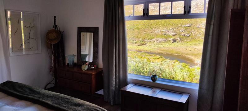 To Let 3 Bedroom Property for Rent in Rooi Els Western Cape